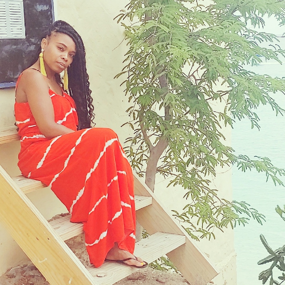 Meet your Posher, Sulena L Poshmark Ambassador